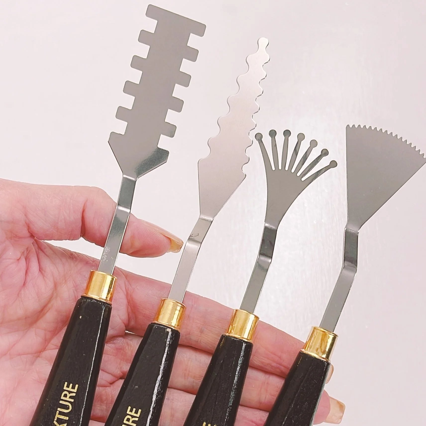 4-Piece Cake Texture Scraper & Palette Knife Set